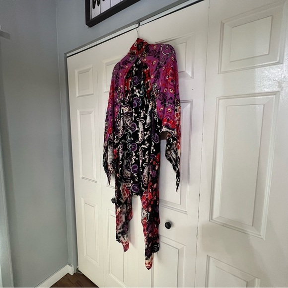Free People Boho Floral Paisley Multicolor Open Back Wing Sleeve Kimono OSFA - Picture 6 of 8